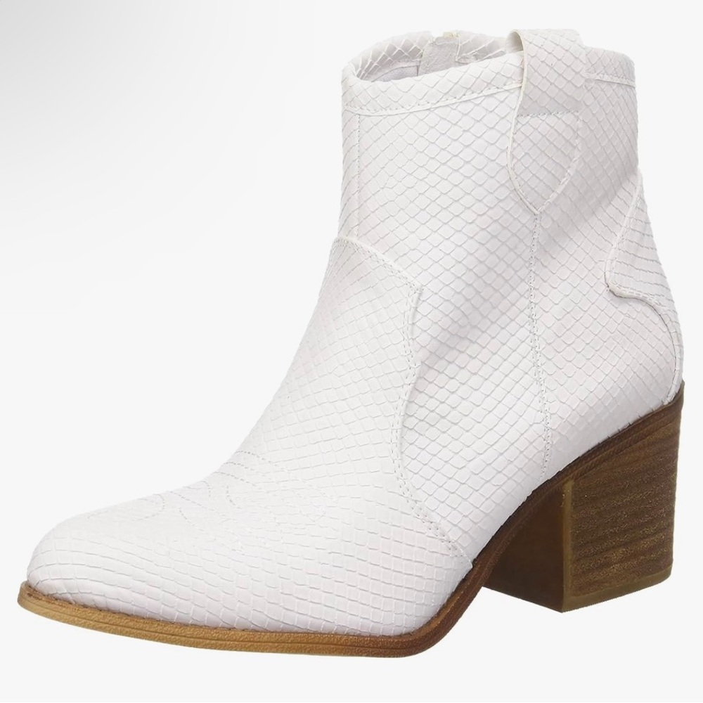 Dirty Laundry Women's Unite Western Bootie Snake White size 8